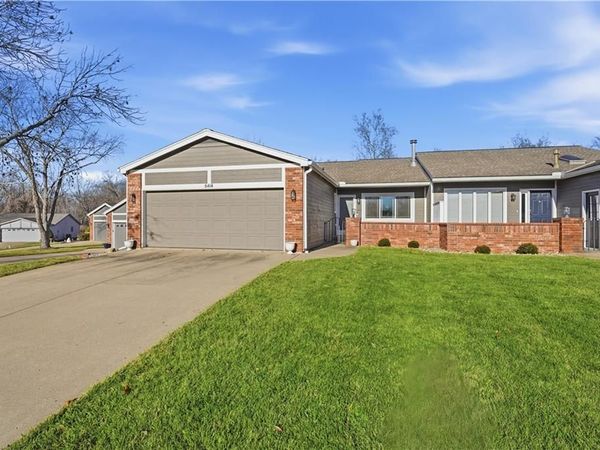 6414 NW REVERE Drive, Kansas City, MO 64151