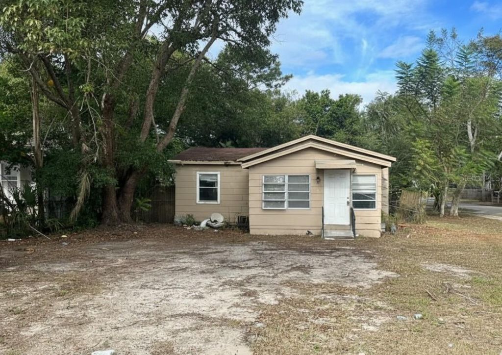 1514 E 99th Avenue, Tampa, FL 33612 Main Photo
