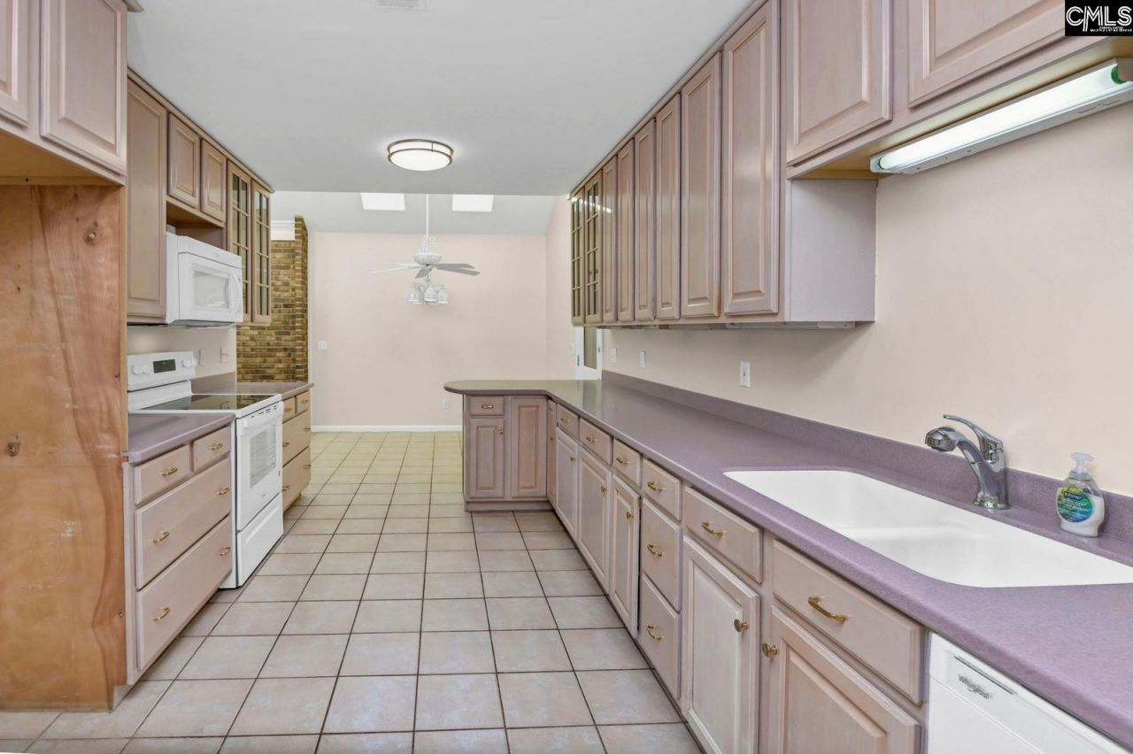 326 Patio Drive Photo 14