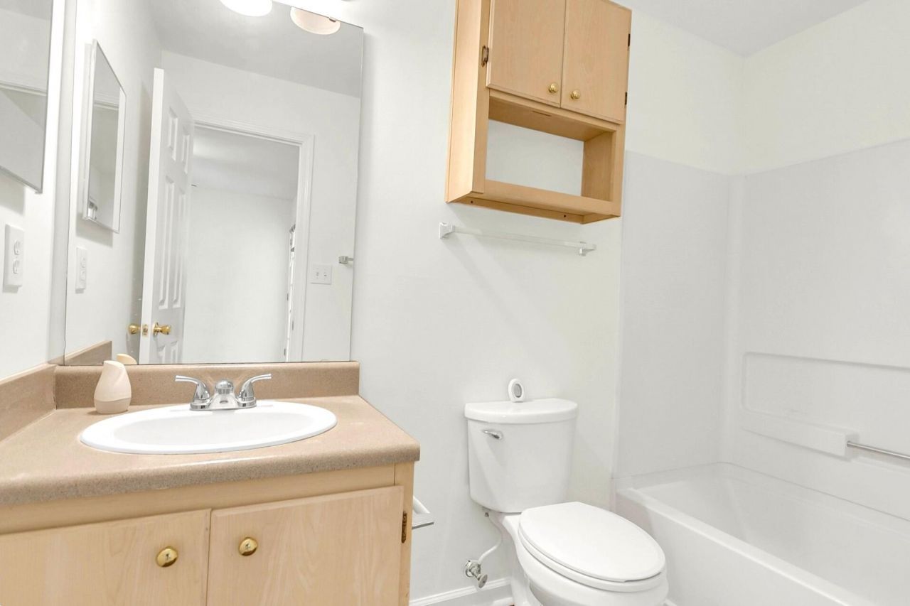 188 Midland Parkway Photo 10