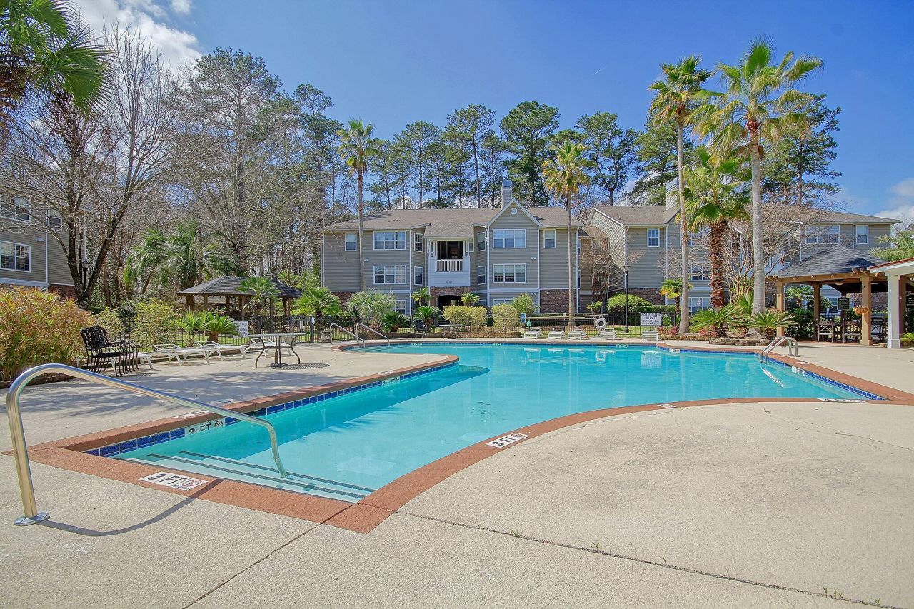 188 Midland Parkway Photo 15