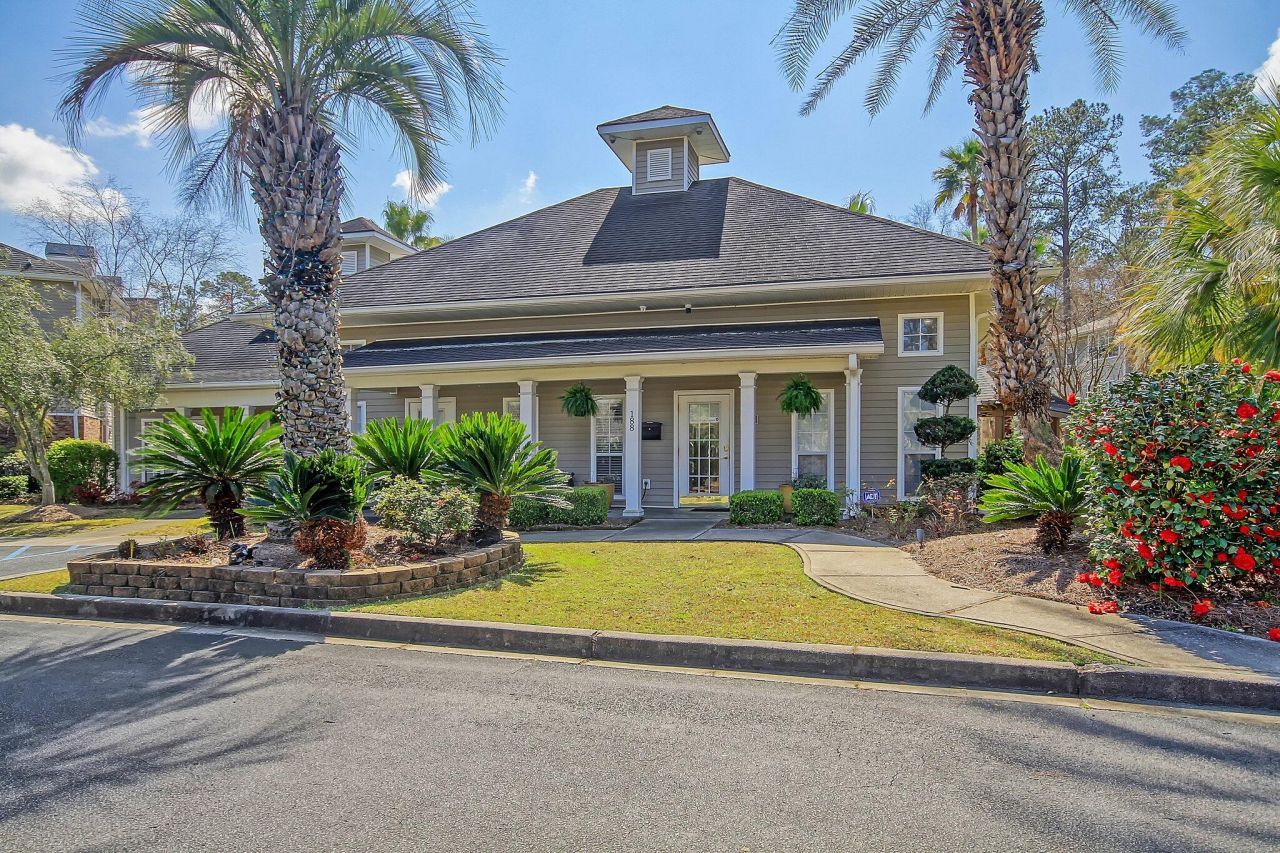 188 Midland Parkway Photo 25