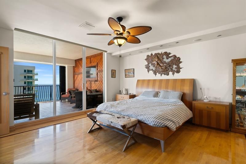 100 S Birch Road, Unit 2702, Fort Lauderdale, FL 33316 Photo