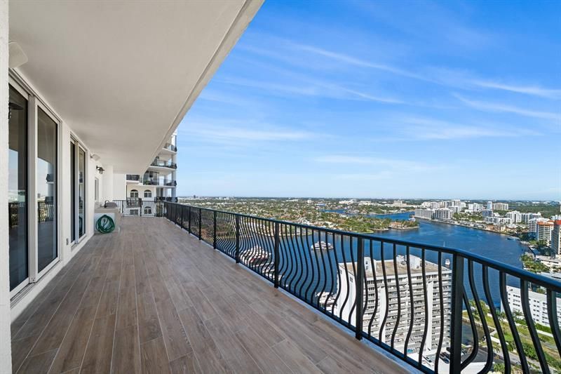 100 S Birch Road, Unit 2702, Fort Lauderdale, FL 33316 Photo