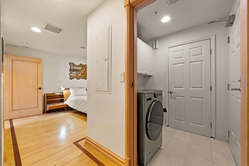 100 S Birch Road, Unit 2702, Fort Lauderdale, FL 33316 Photo