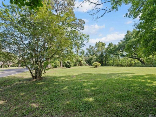 7122 Highland, Baton Rouge, LA 70808
