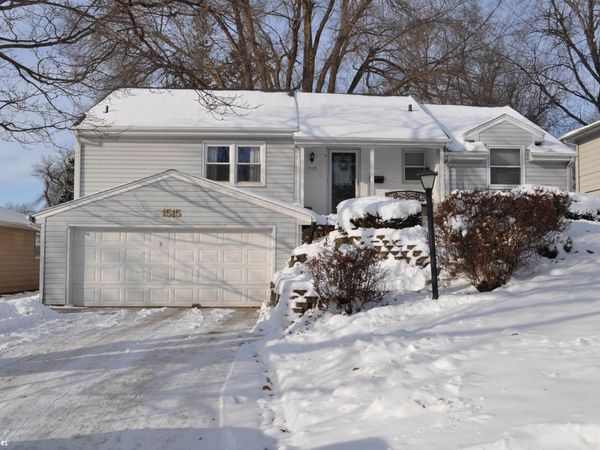 1515 N Main Street, Carroll, IA 51401