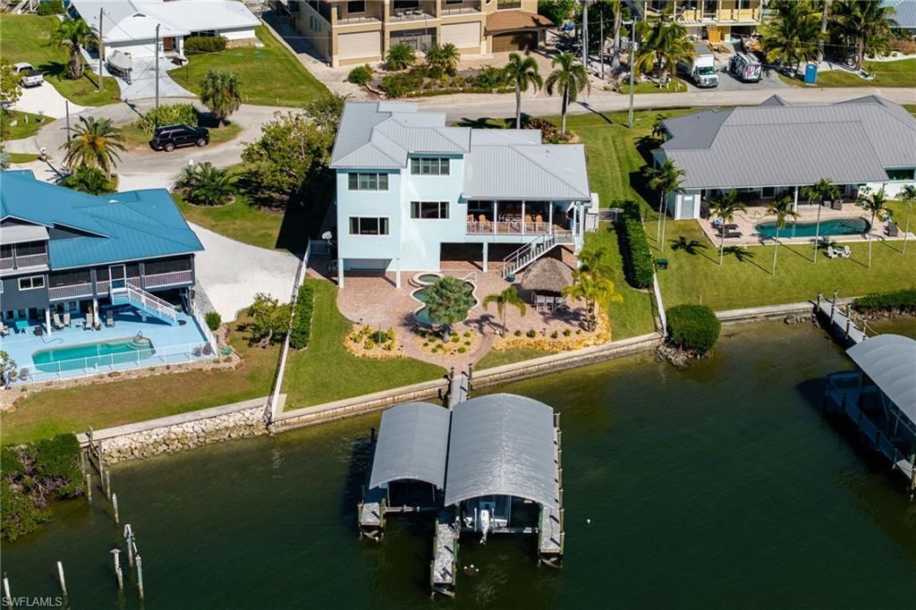 3807 San Carlos Dr, Saint James City, FL 33956 Photo