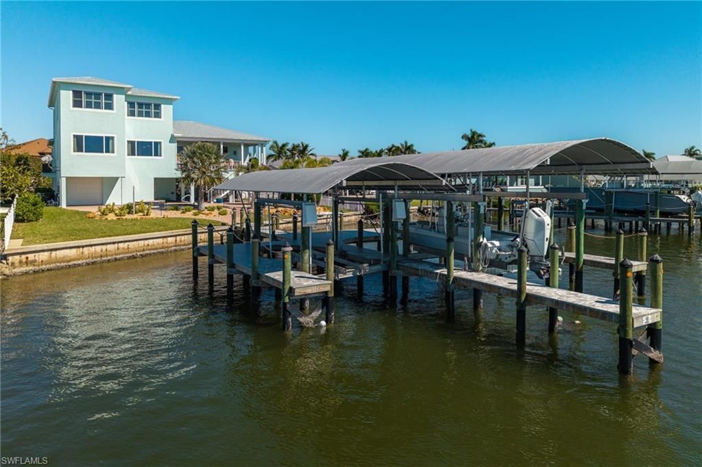 3807 San Carlos Dr, Saint James City, FL 33956 Photo