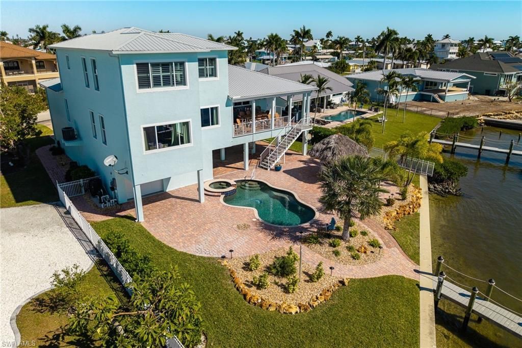 3807 San Carlos Dr, Saint James City, FL 33956 Photo