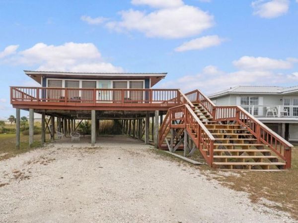 2103 Cadillac Avenue, Dauphin Island, AL 36528