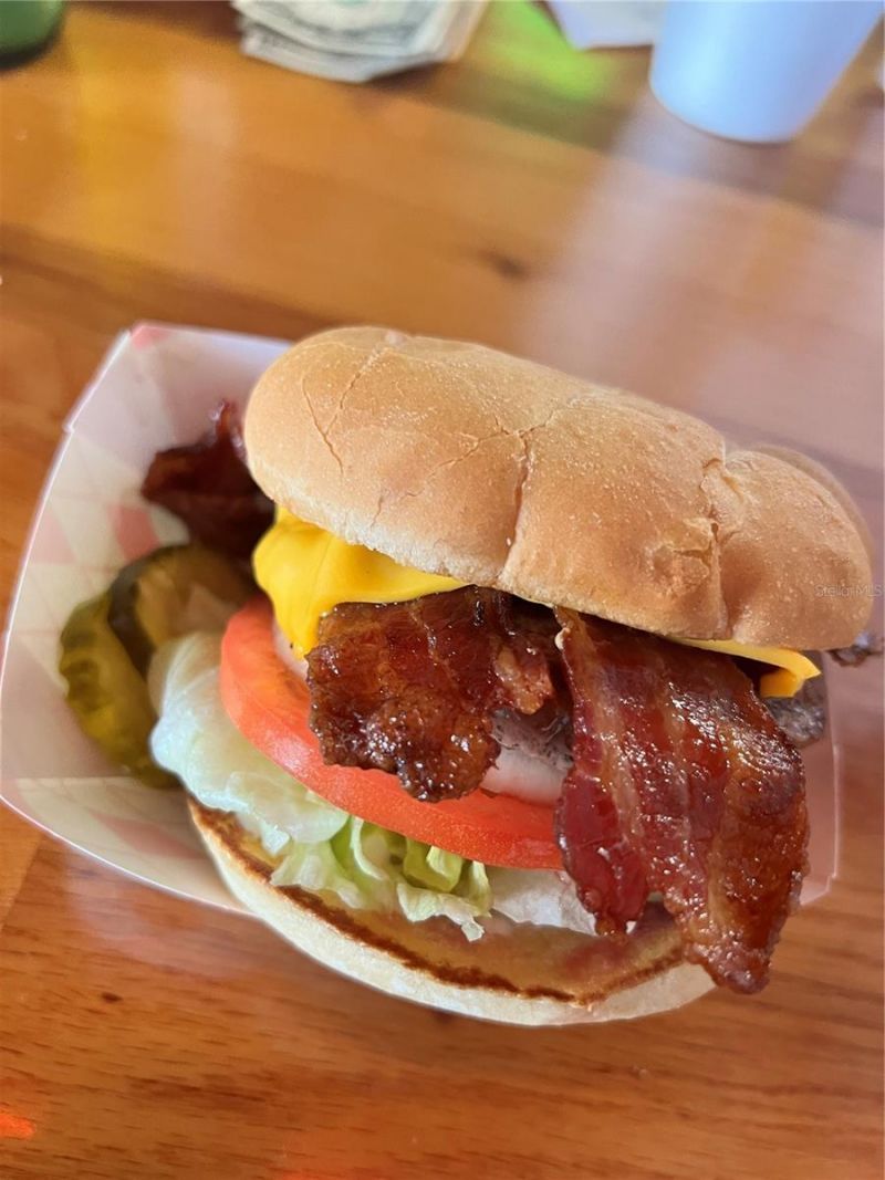 2908 Avenue B, Holmes Beach, FL 34217 Photo