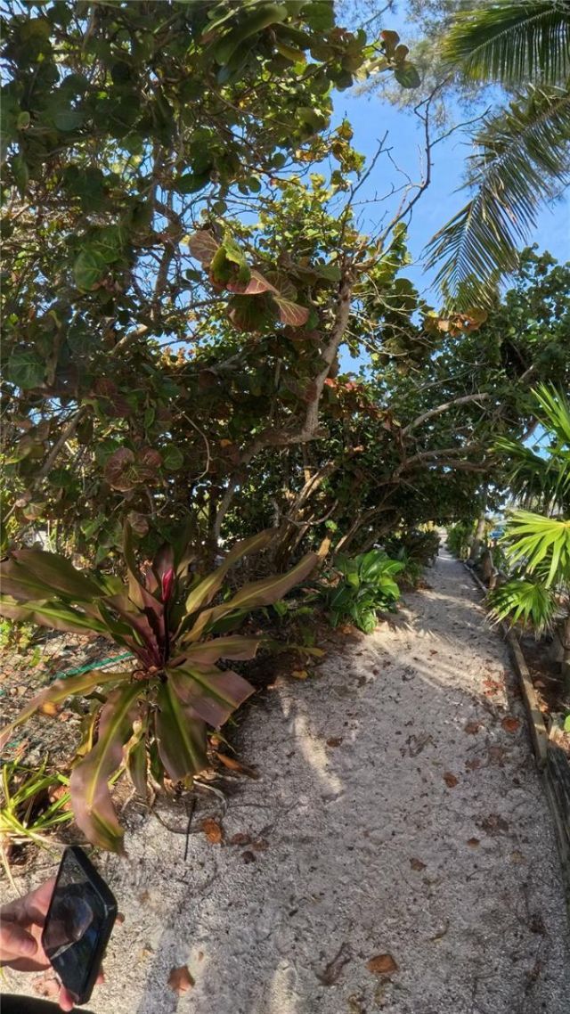 2908 Avenue B, Holmes Beach, FL 34217 Photo