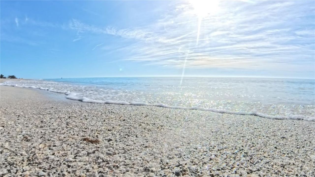 2908 Avenue B, Holmes Beach, FL 34217 Photo