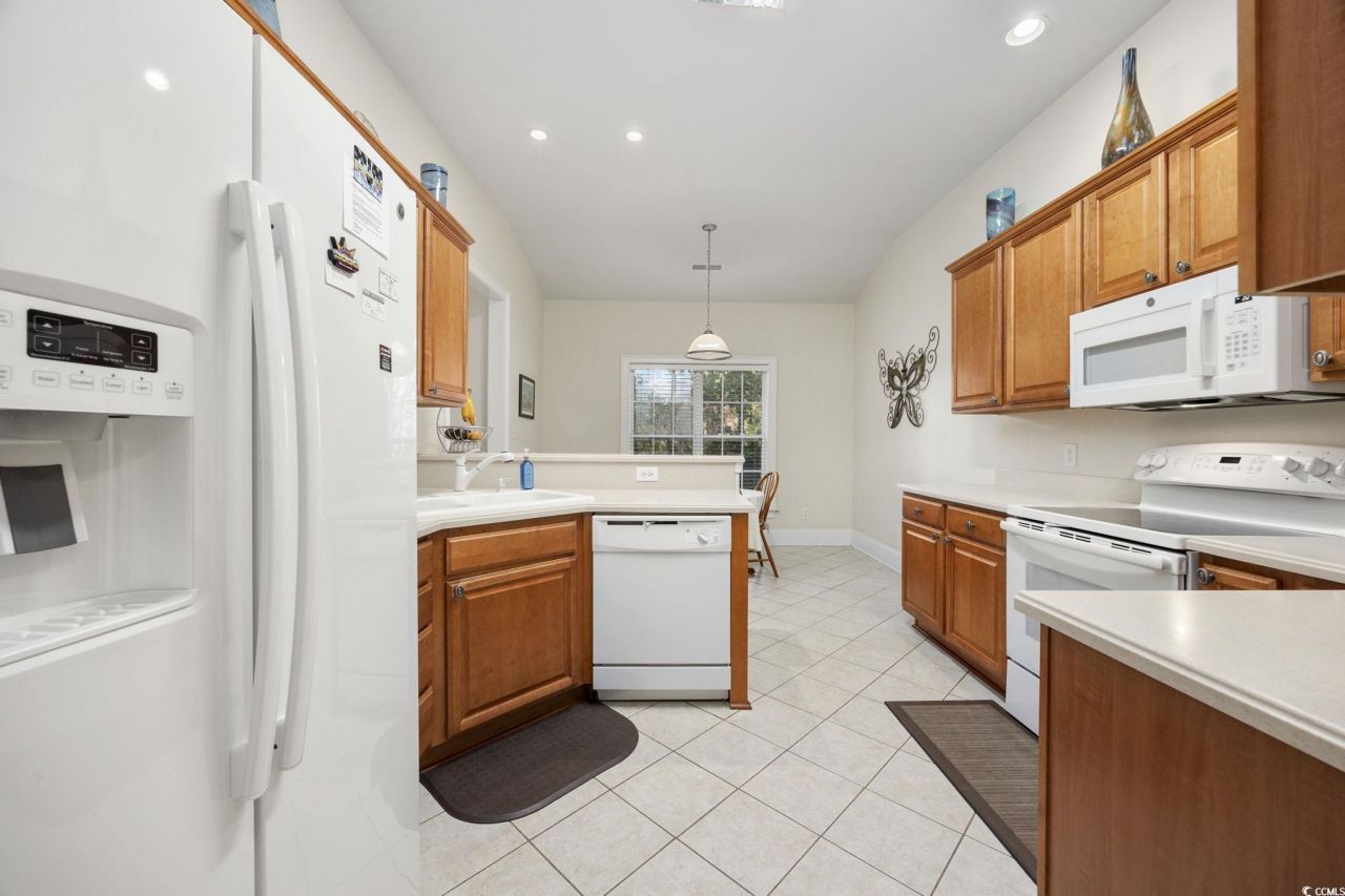 2320 Clandon Dr. Photo 12