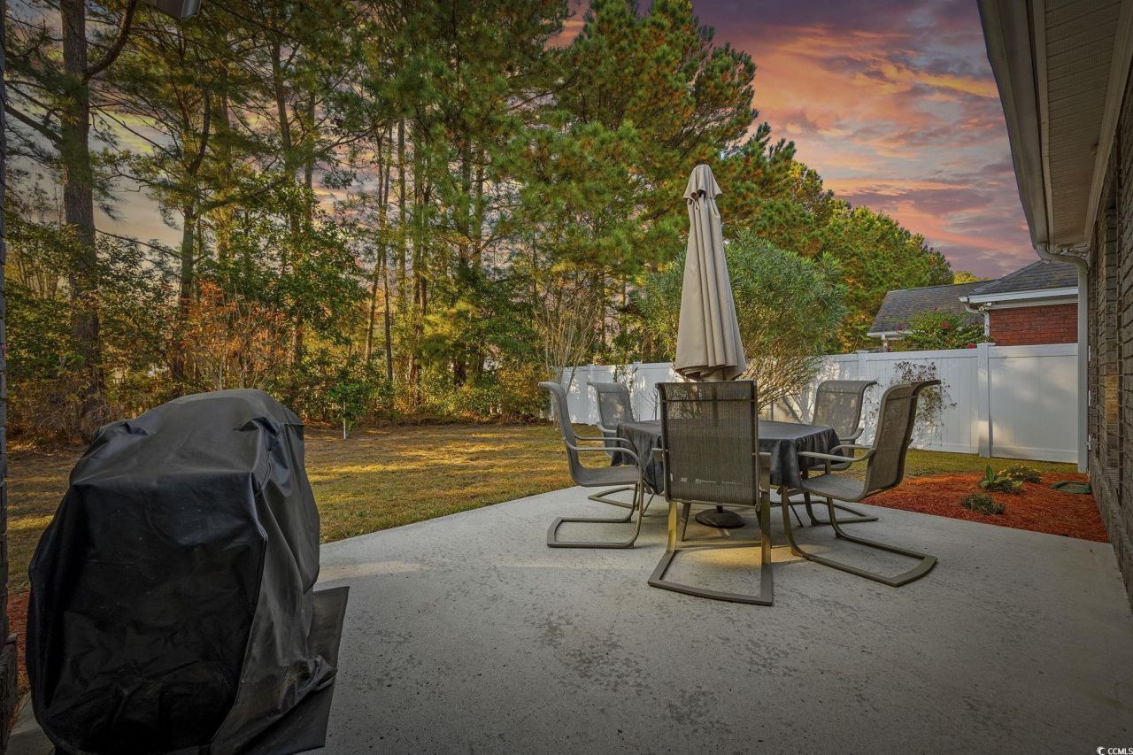 2320 Clandon Dr. Photo 24