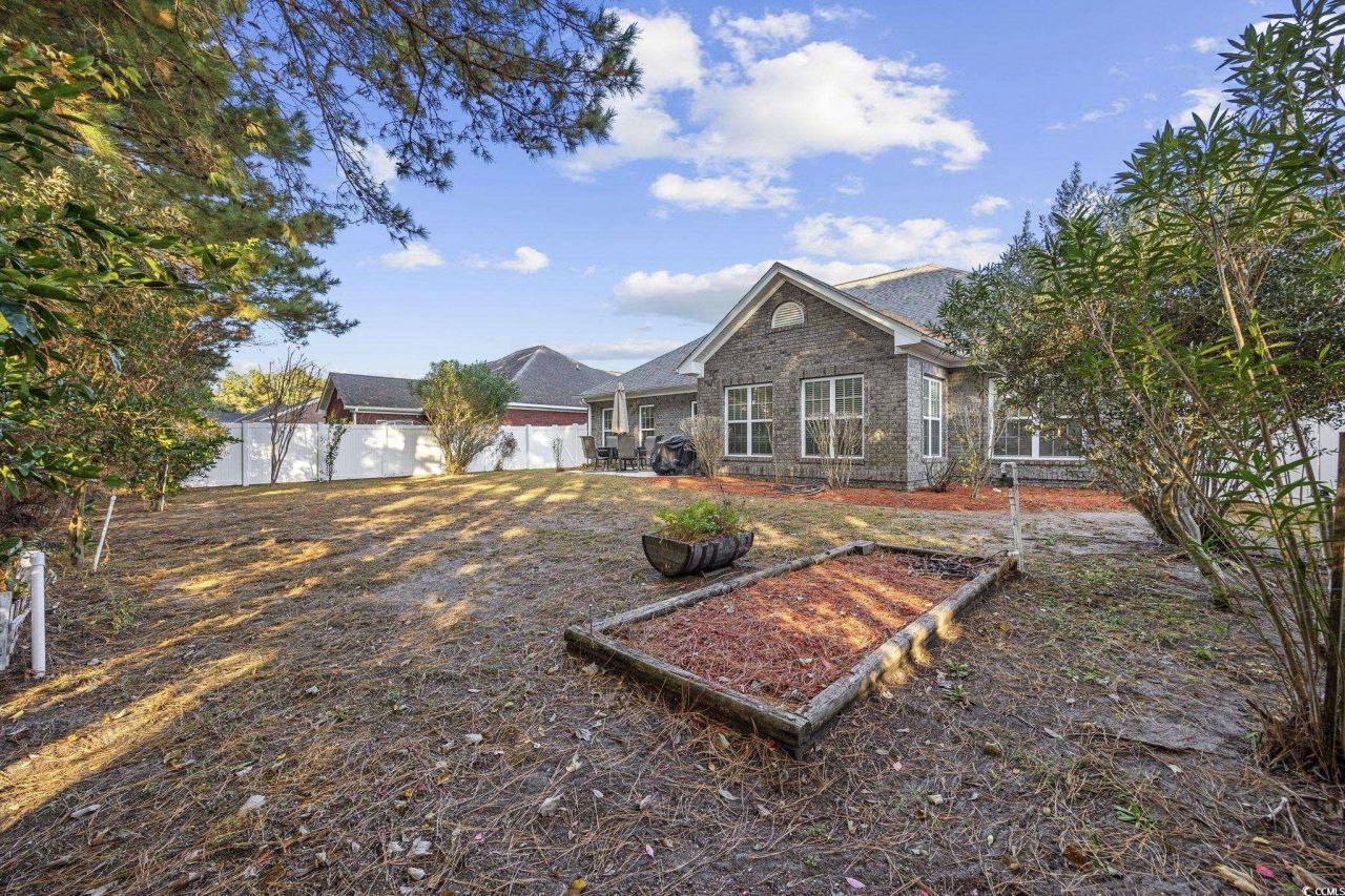 2320 Clandon Dr. Photo 25