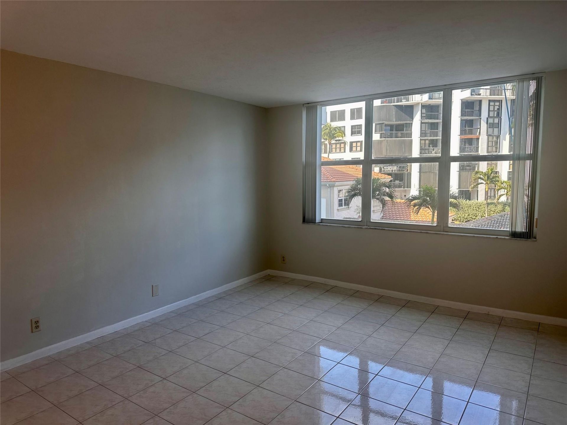 1149 Hillsboro Mile, Unit 309, Hillsboro Beach, FL 33062 Photo
