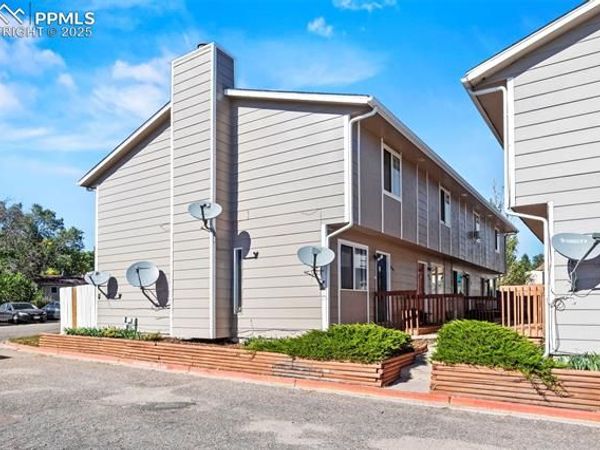 1858 Zebulon Drive, Colorado Springs, CO 80910