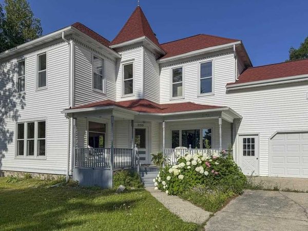 37759 Kings Highway, Beaver Island, MI 49782