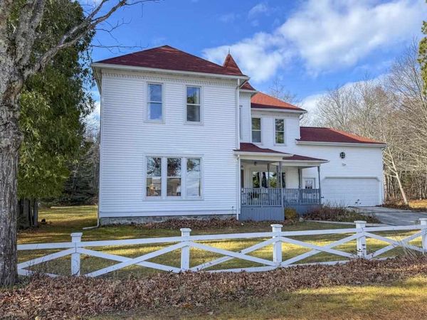 37759 Kings Highway, Beaver Island, MI 49782