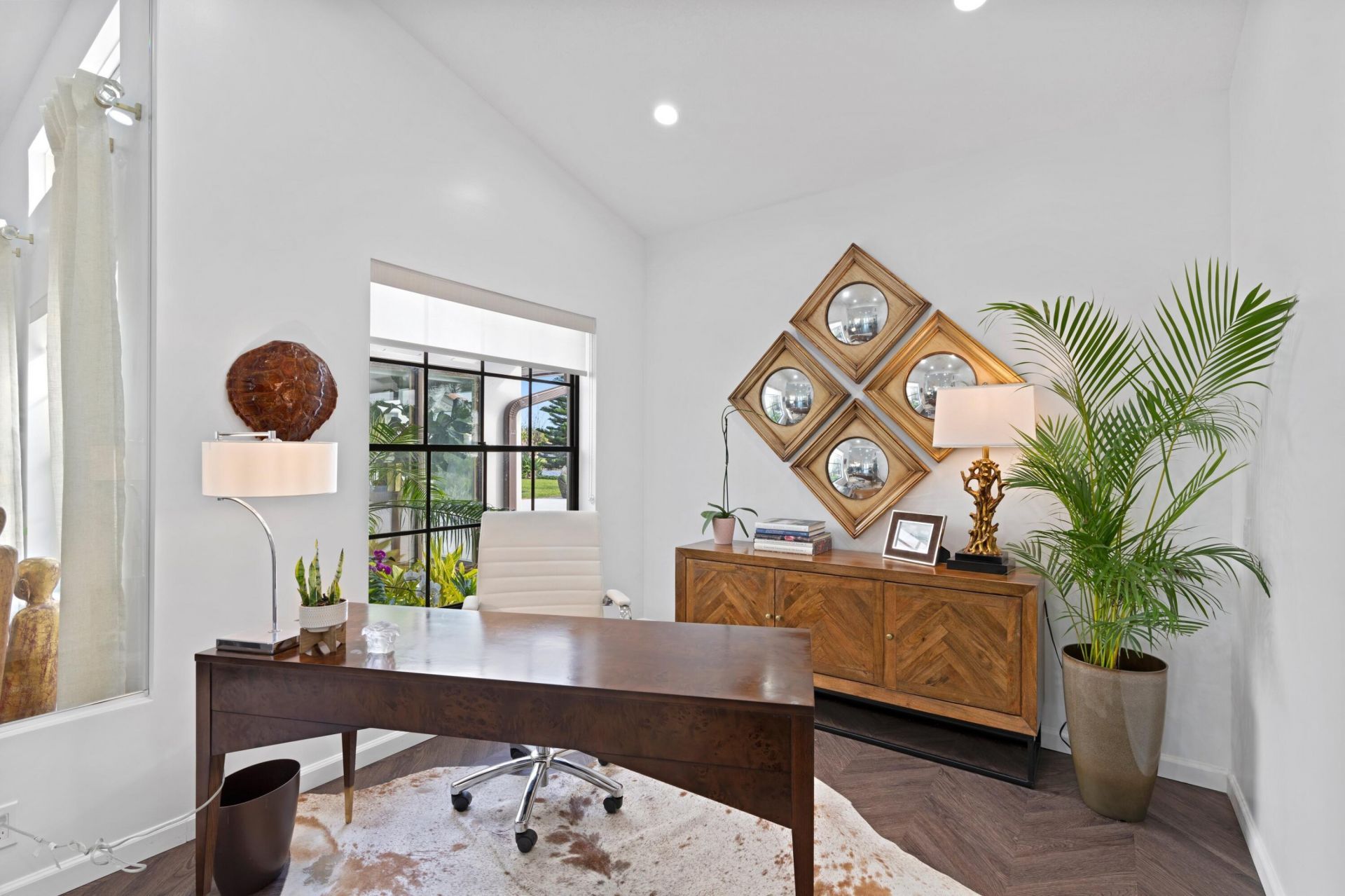 3510 Embassy Drive, West Palm Beach, FL 33401 Photo