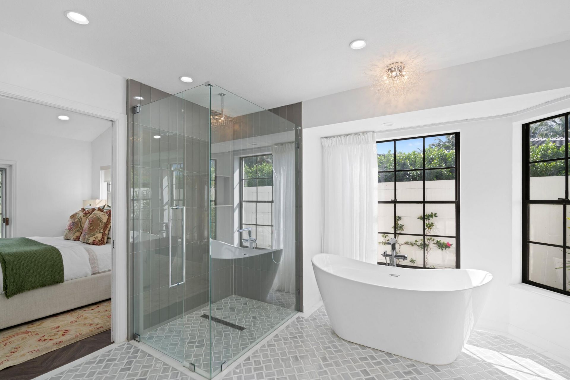 3510 Embassy Drive, West Palm Beach, FL 33401 Photo