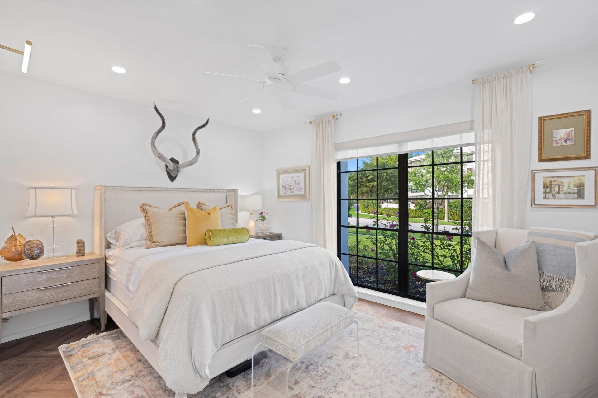 3510 Embassy Drive, West Palm Beach, FL 33401 Photo