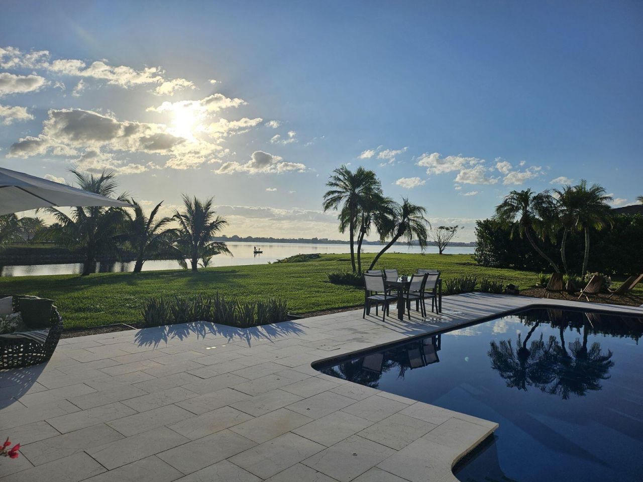 3510 Embassy Drive, West Palm Beach, FL 33401 Photo