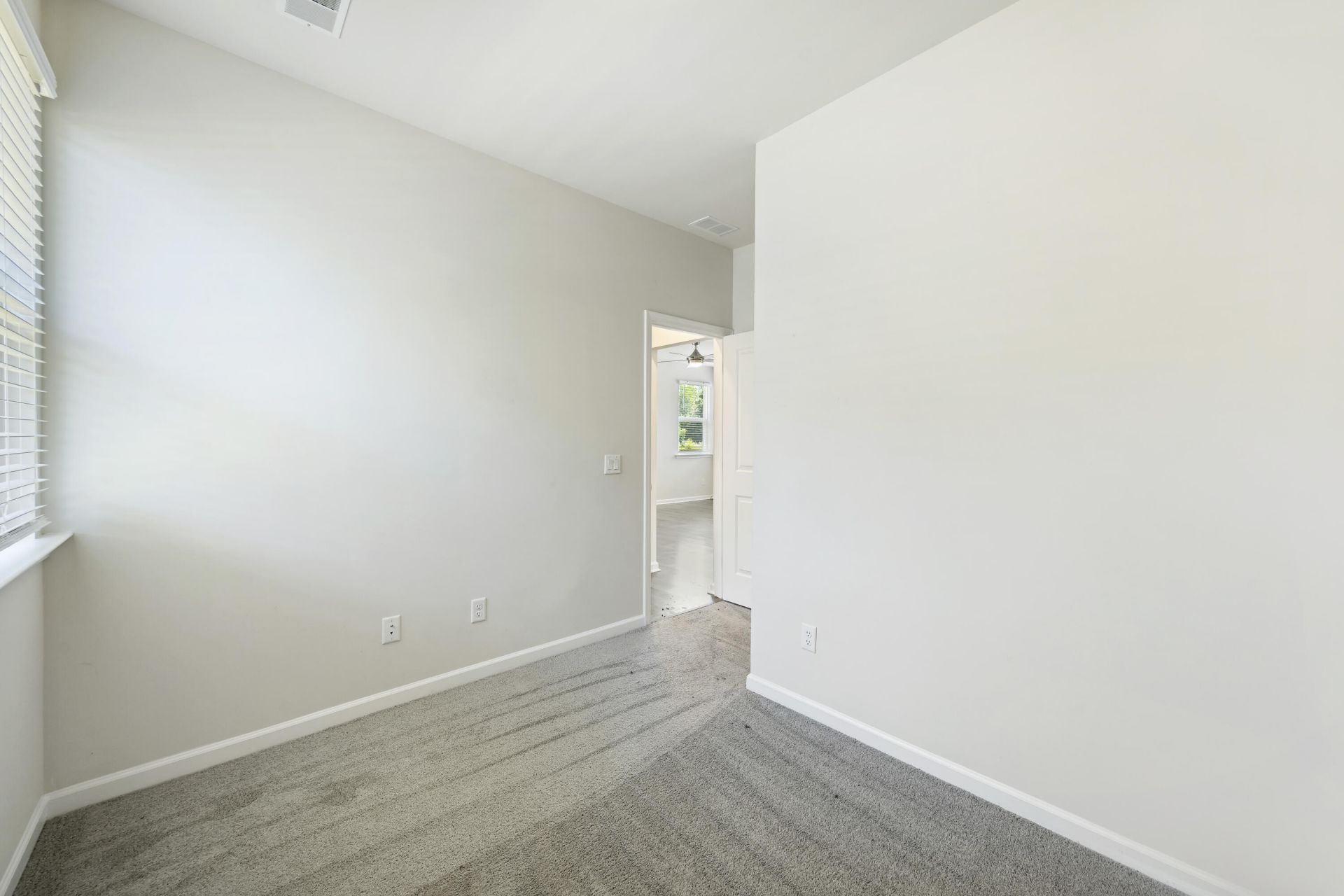 1326 Warrens Way Photo 17