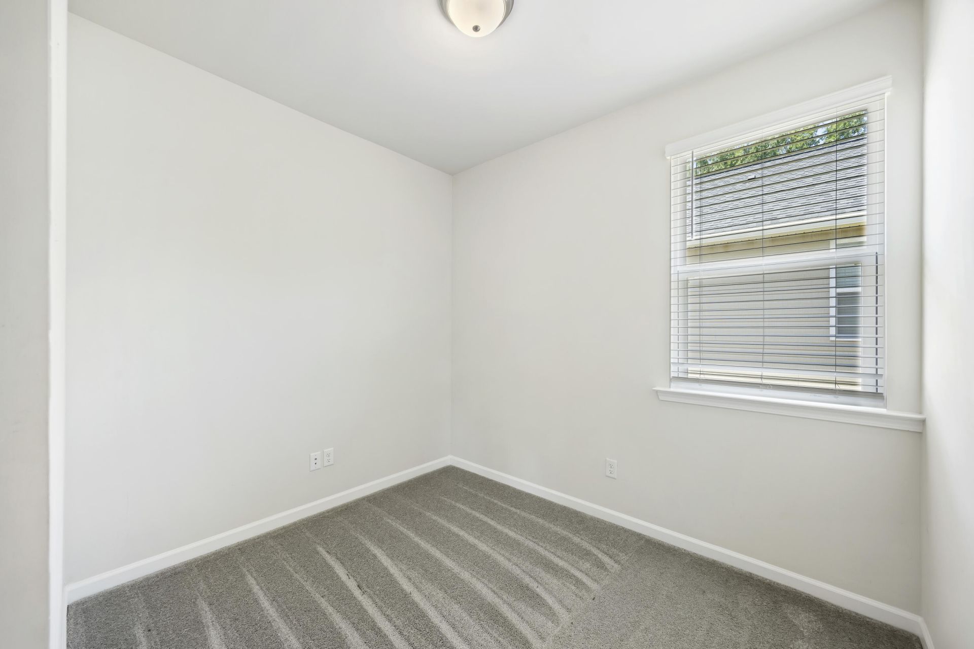 1326 Warrens Way Photo 18