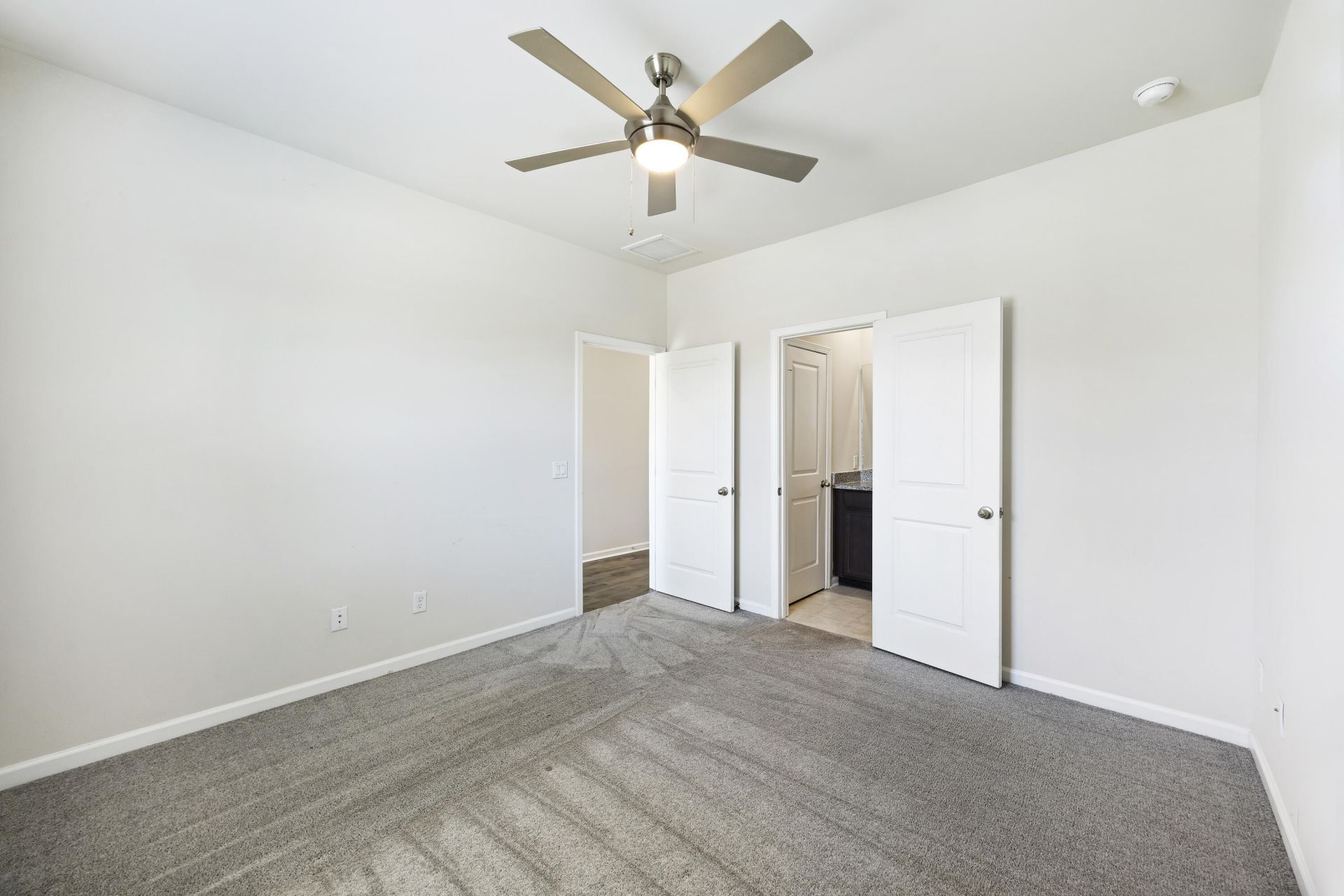 1326 Warrens Way Photo 23
