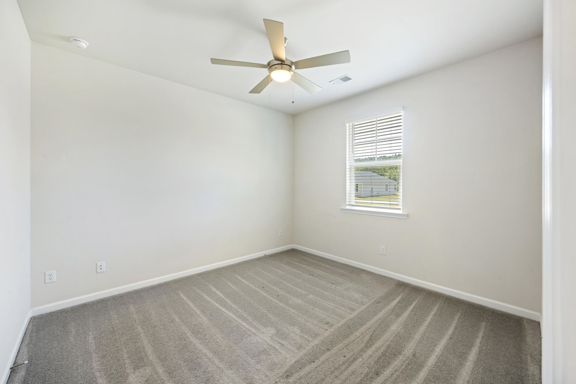 1326 Warrens Way Photo 24