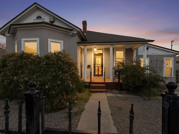 1224 12th Street NW, Albuquerque, NM 87104