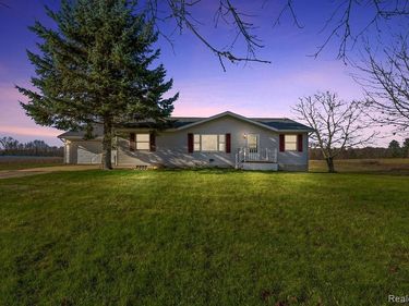 4830 Hurds Corner Road, Dayton Twp, MI 48744