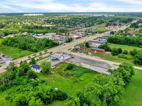 7905 W Lincoln Highway, Frankfort, IL 60423