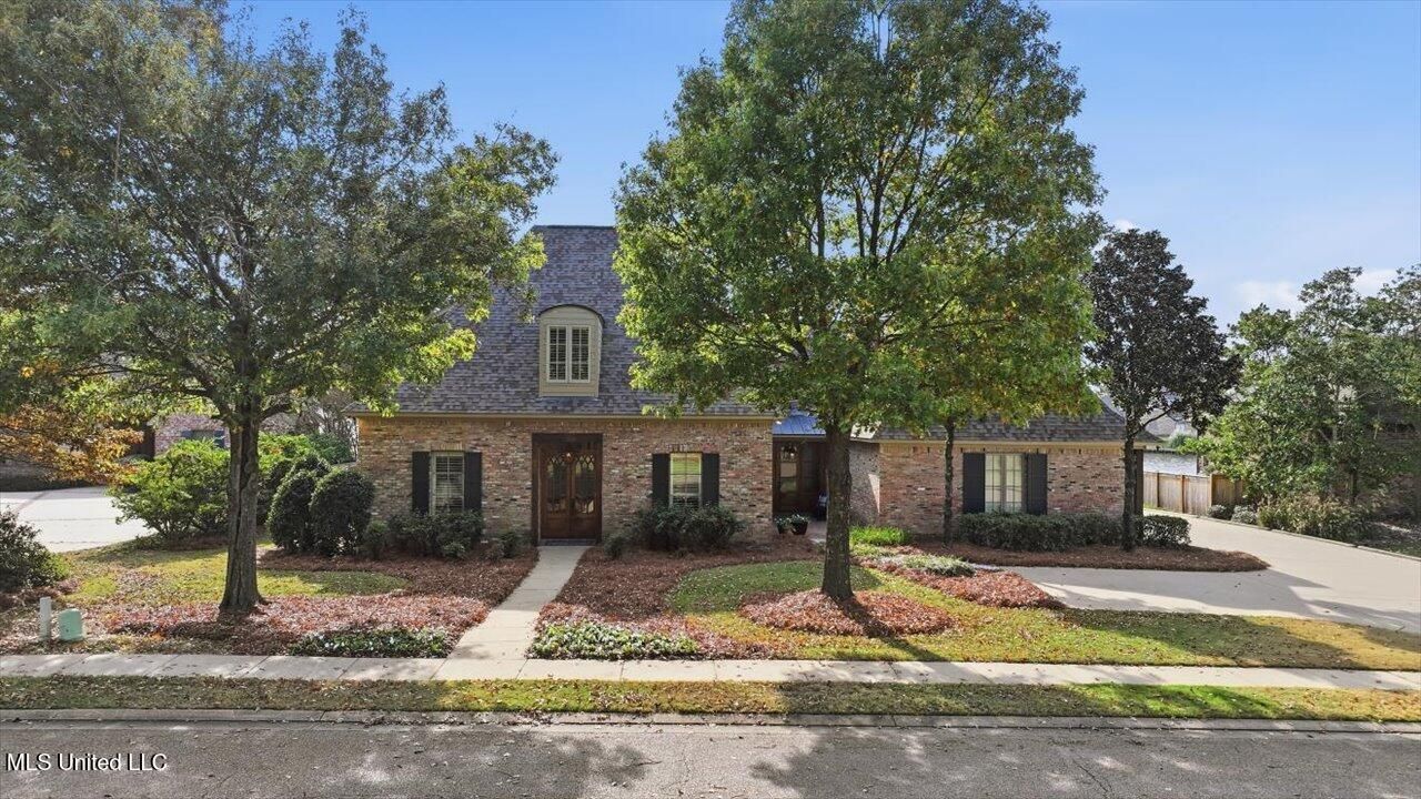 145 Cedar Woods Cove, Madison, MS 39110 Main Photo