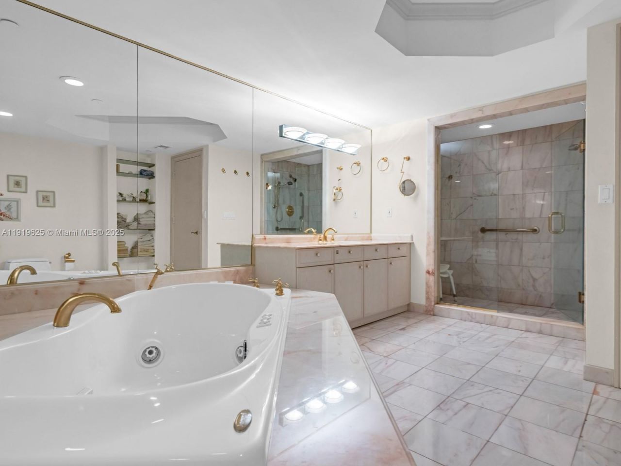 445 Grand Bay Dr, Unit 303, Key Biscayne, FL 33149 Photo