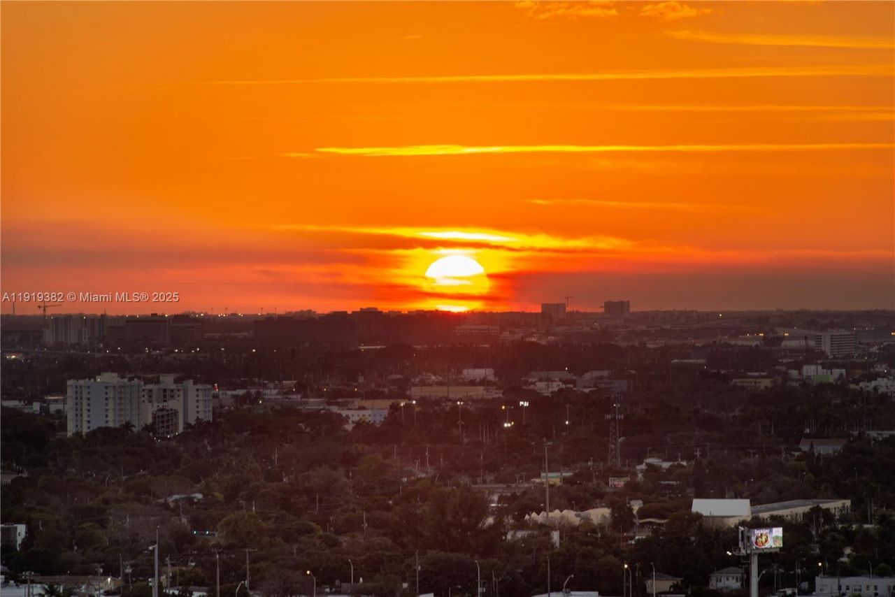 3470 E Coast Ave, Unit H2504, Miami, FL 33137 Photo