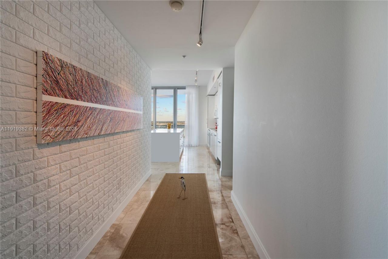 3470 E Coast Ave, Unit H2504, Miami, FL 33137 Photo