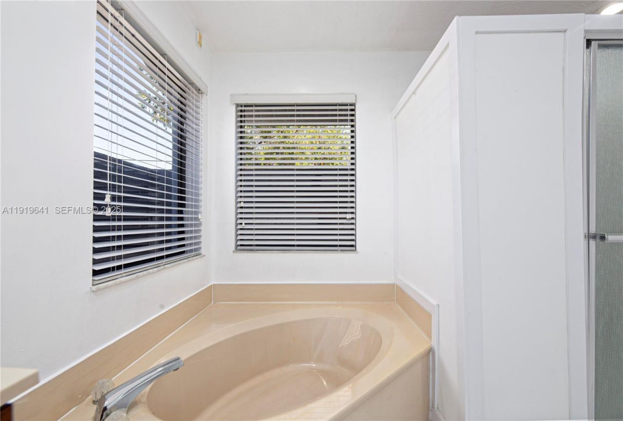 5402 NW Emblem St, Port Saint Lucie, FL 34983 Photo