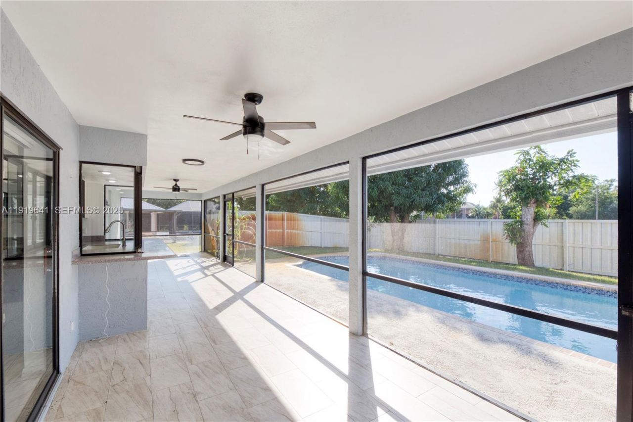 5402 NW Emblem St, Port Saint Lucie, FL 34983 Photo