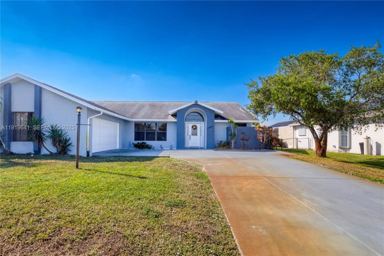 5402 NW Emblem St, Port Saint Lucie, FL 34983 Photo