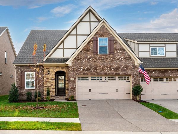 1519 Cedarbrooke Ln, Lebanon, TN 37090