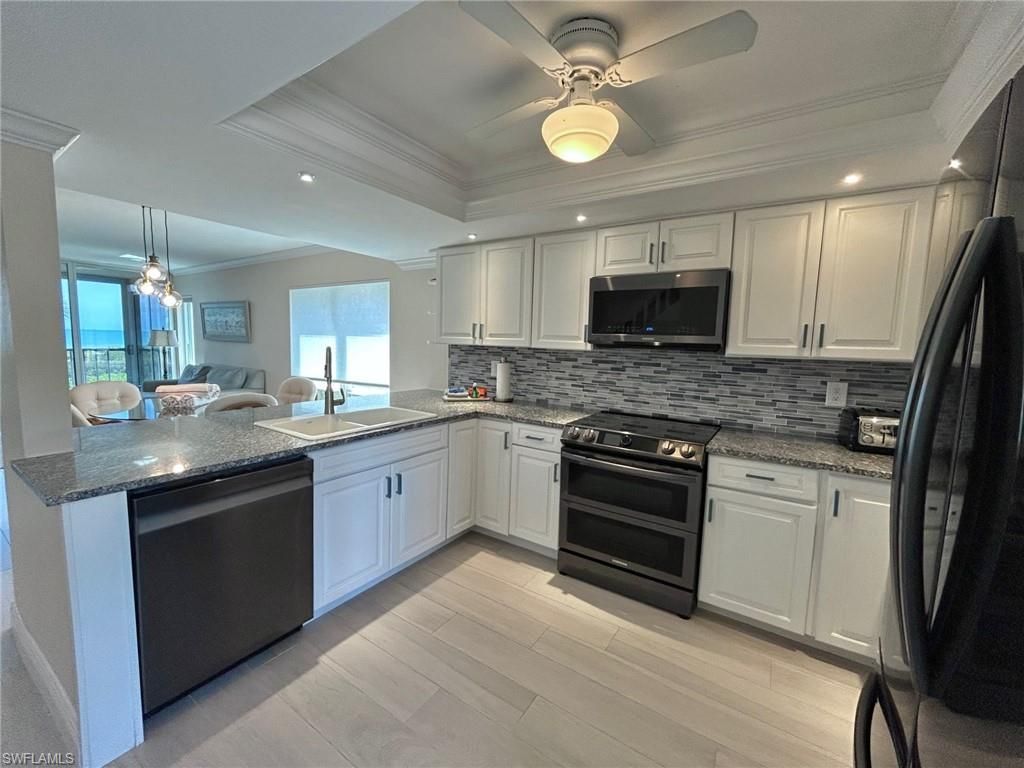 497 E Gulf Dr, Unit 4, Sanibel, FL 33957 Photo