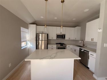 1115 S Glasgow Drive, Unit 2, Dallas, TX 75223