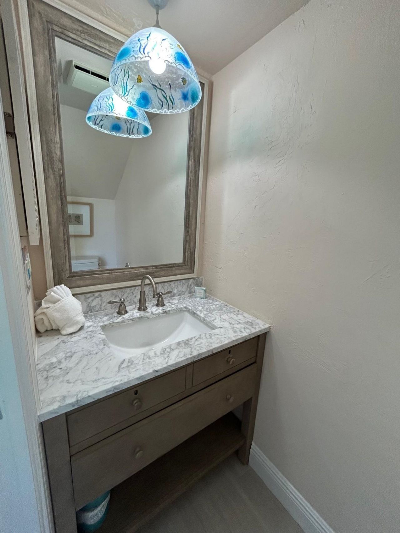 497 E Gulf Dr, Unit 4, Sanibel, FL 33957 Photo