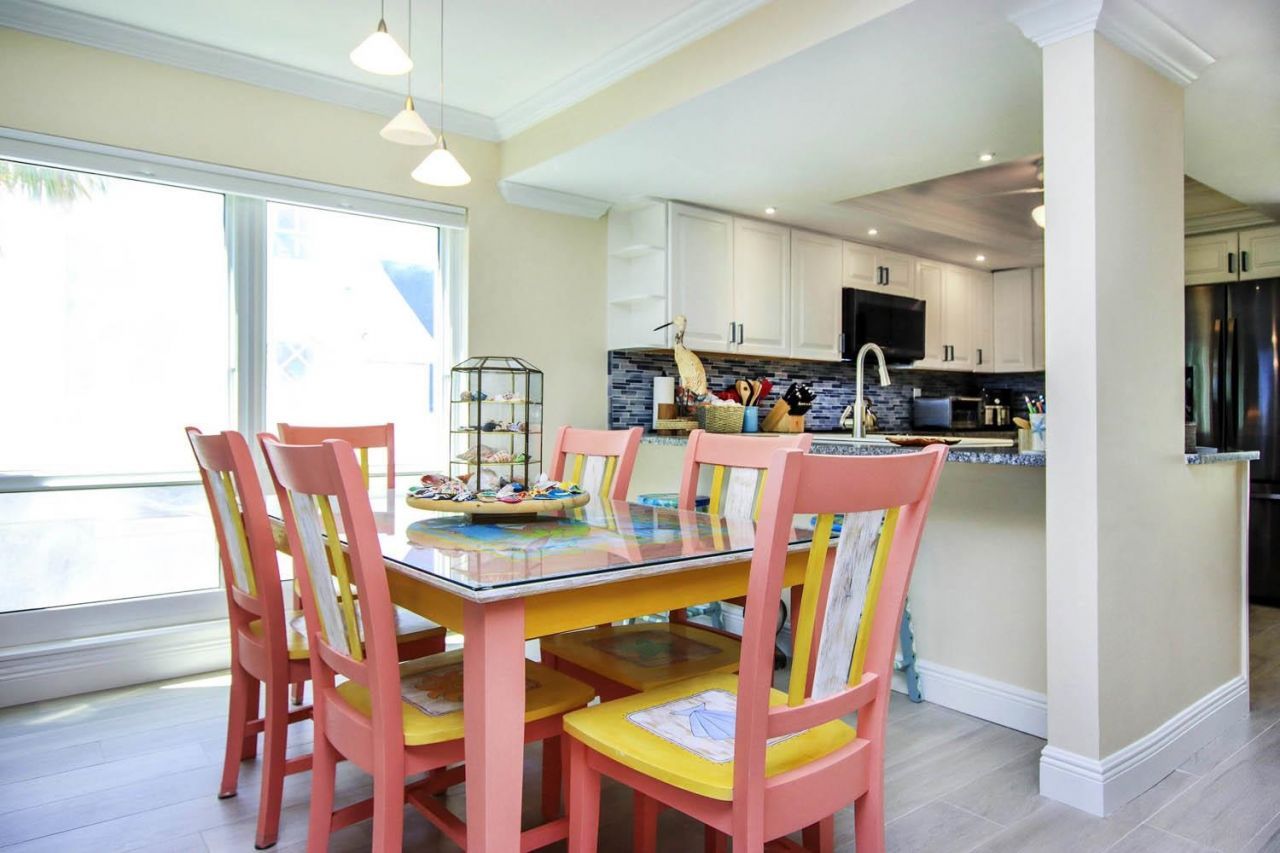 497 E Gulf Dr, Unit 4, Sanibel, FL 33957 Photo