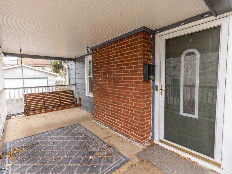 3730 E Antisdale Road, Cleveland, OH 44118 Photo 3