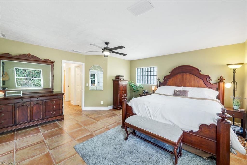 5248 Coral Wood Dr, Naples, FL 34119 Photo